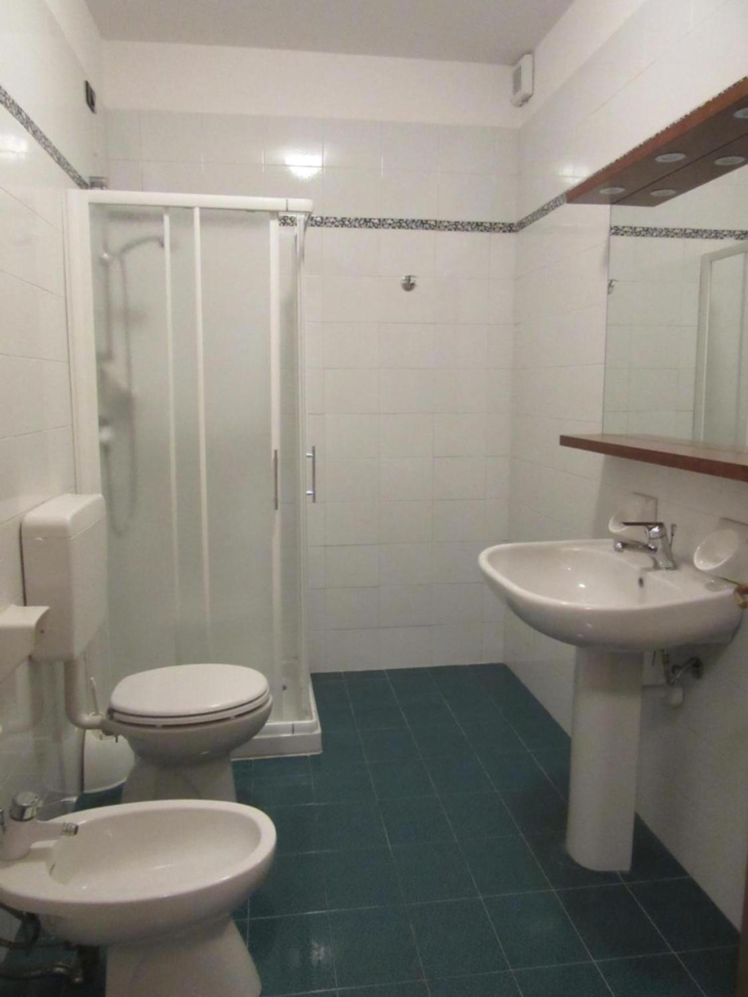 Appartamenti Le Rasole Garda  Phòng bức ảnh