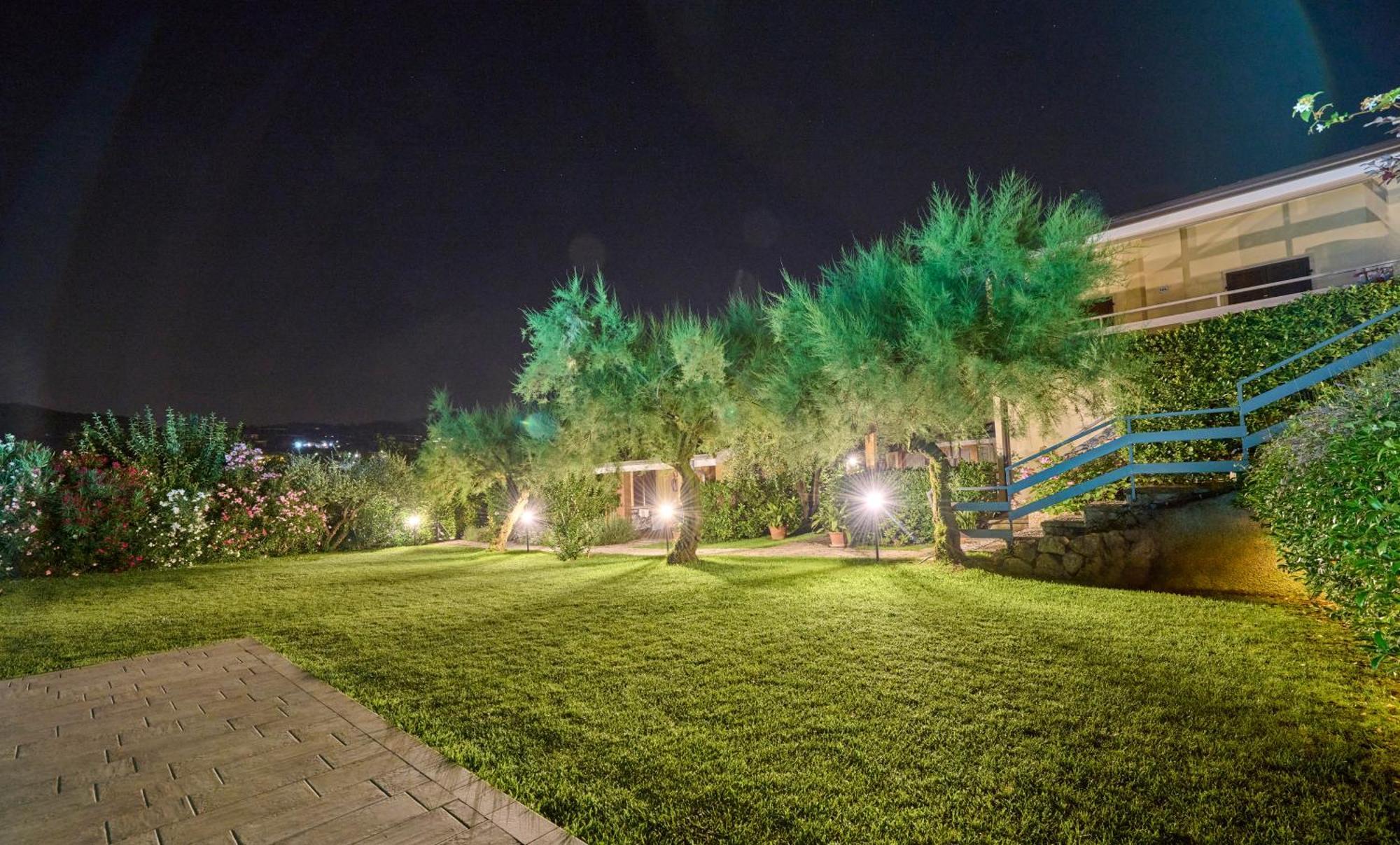 Appartamenti Le Rasole Garda  Ngoại thất bức ảnh