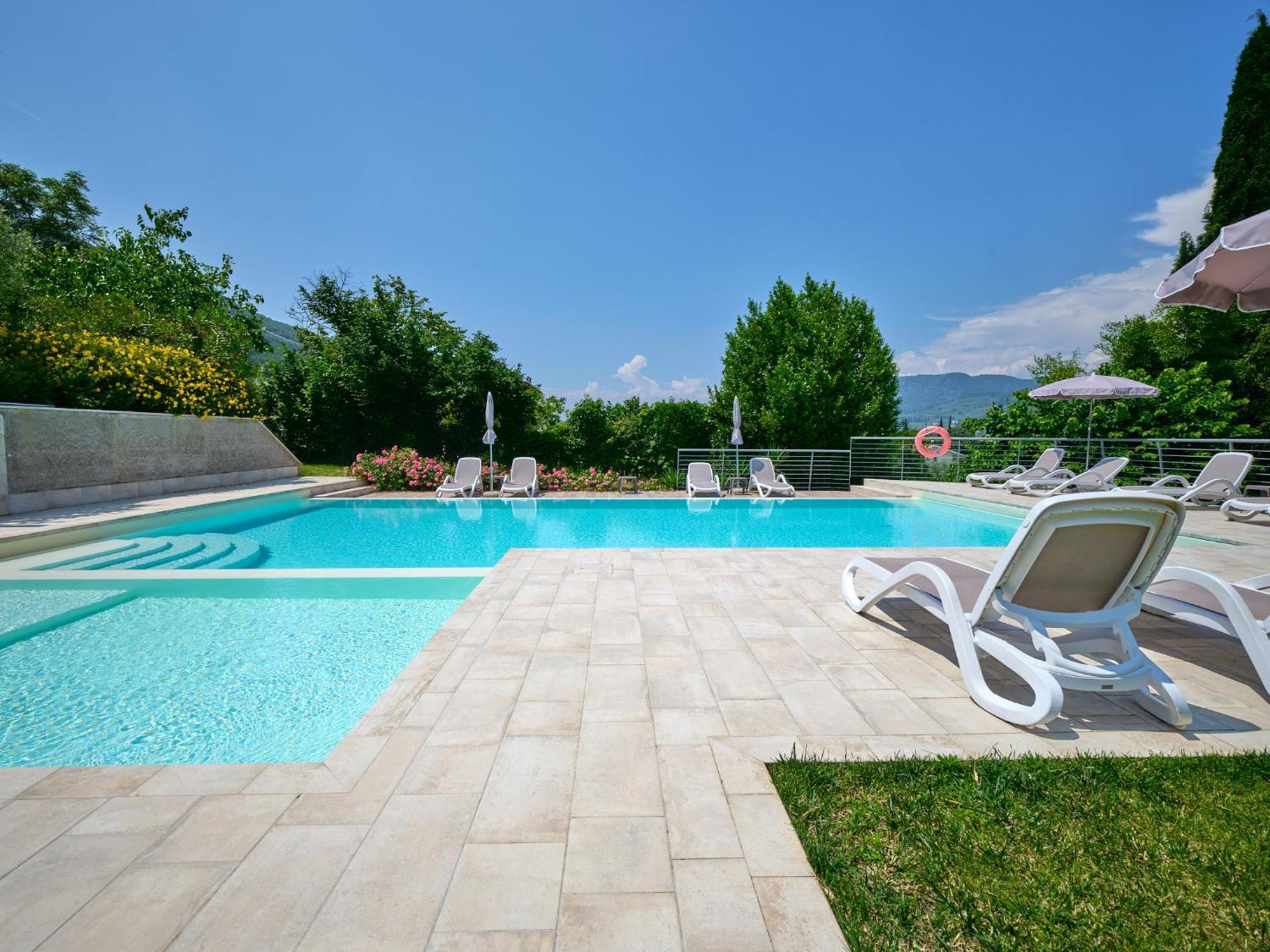 Appartamenti Le Rasole Garda  Ngoại thất bức ảnh